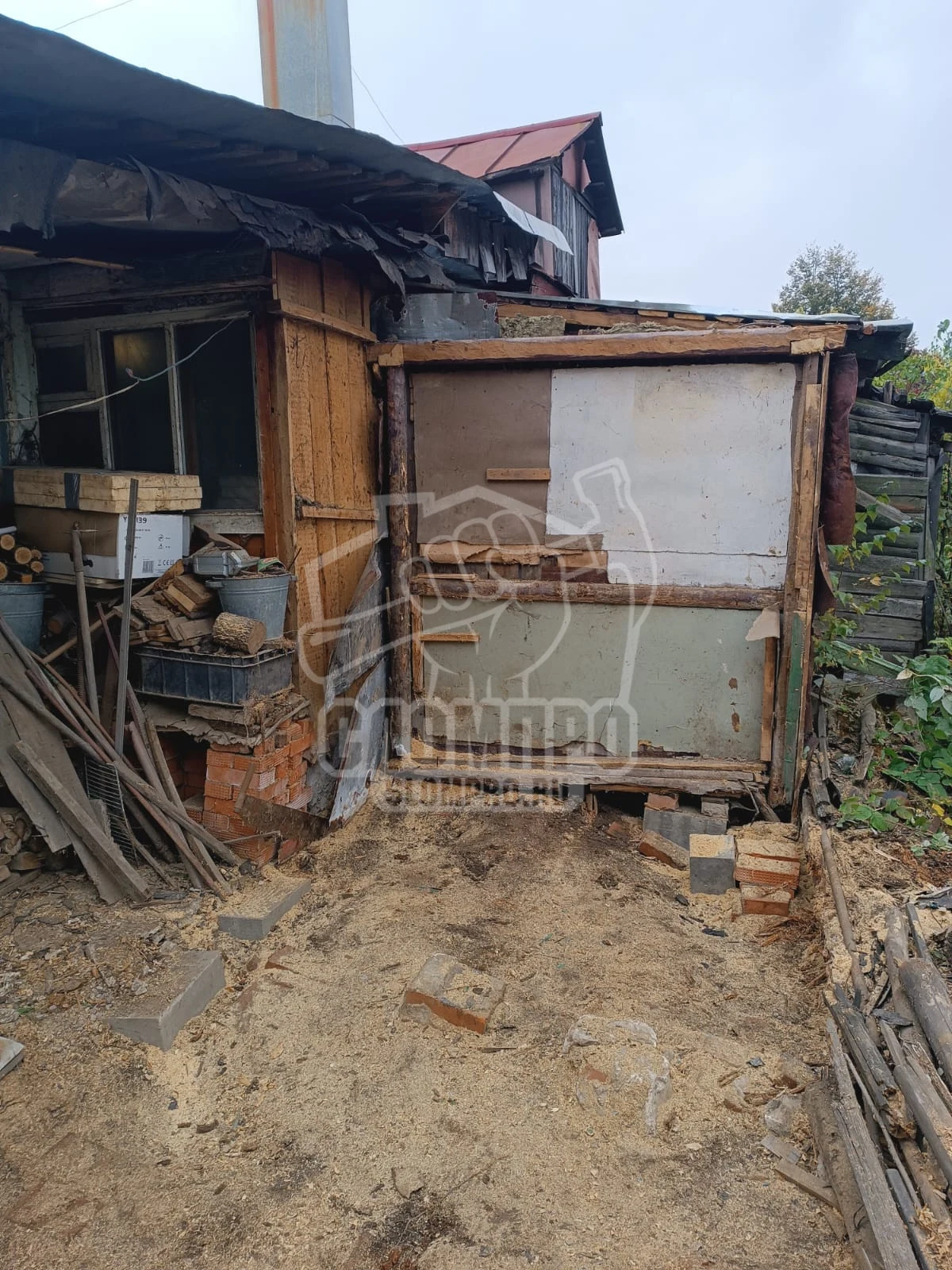 Демонтаж пристройки в микрорайоне Белый Столбы