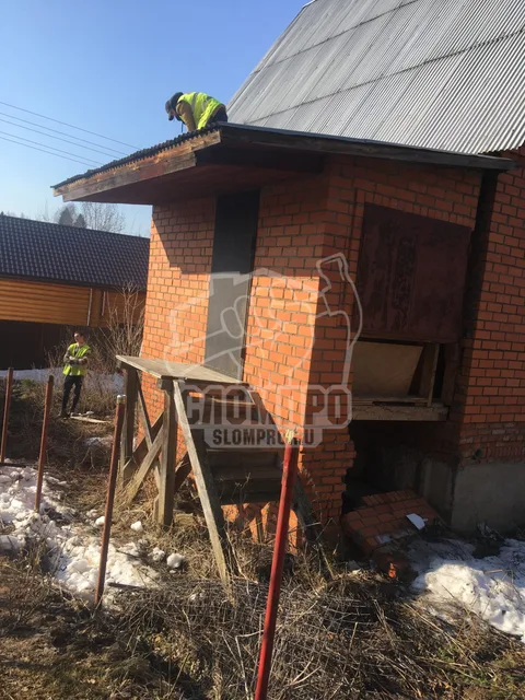 Демонтаж кирпичной пристройки