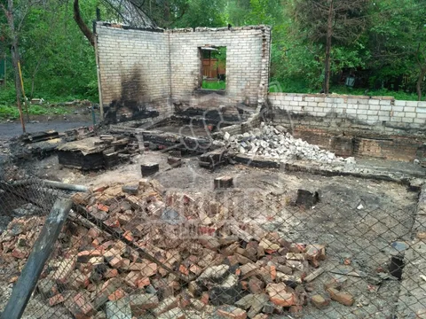 Состояние кирпичного строения после пожара